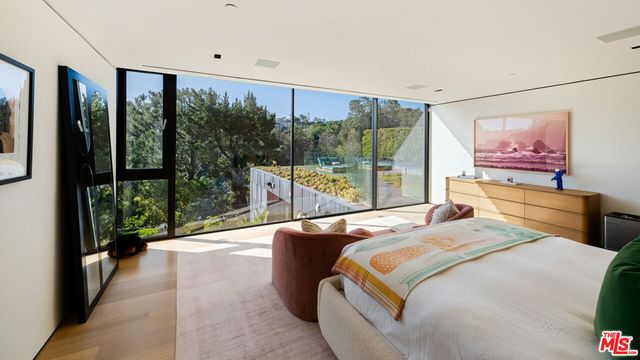 9330 Hazen Drive, Beverly Hills, CA 90210