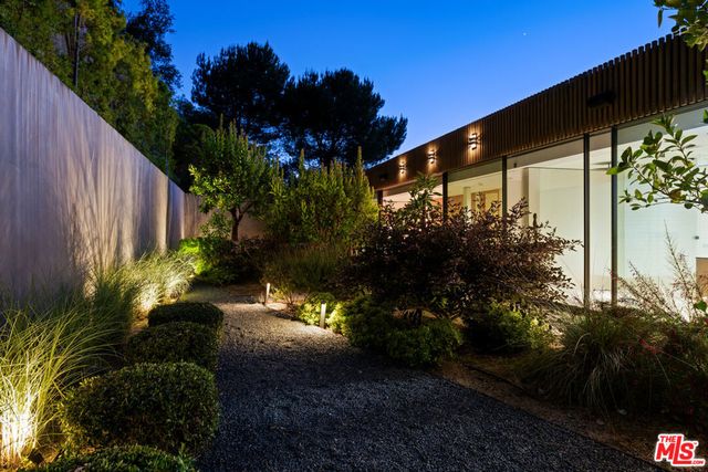 9330 Hazen Drive, Beverly Hills, CA 90210