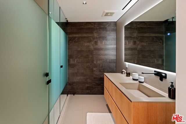 9330 Hazen Drive, Beverly Hills, CA 90210