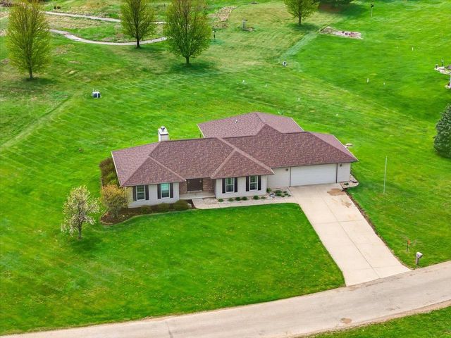 N4171 Country Club Drive, Brodhead, WI 53520