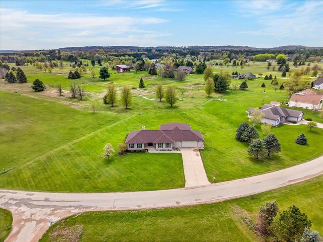 N4171 Country Club Drive, Brodhead, WI 53520
