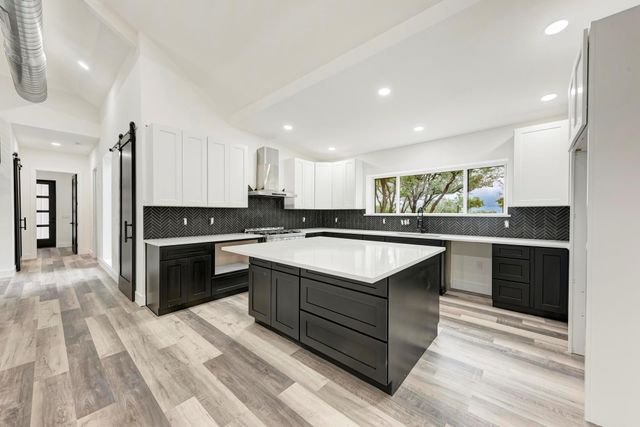 4190 W FM 243, Bertram, TX 78605