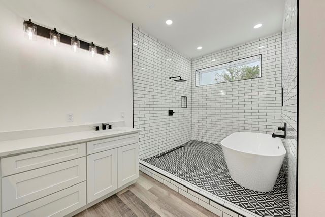 4190 W FM 243, Bertram, TX 78605