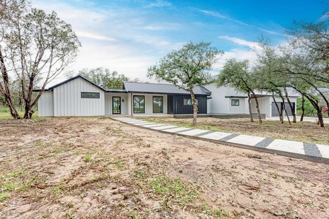 4190 W FM 243, Bertram, TX 78605