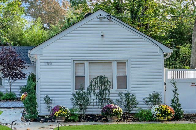 185 Elmwood Road, Oakhurst, NJ 07755