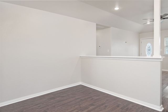 6800 Wallis Road, Lake Worth, TX 76135