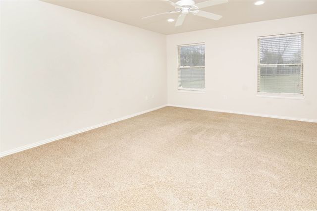 6800 Wallis Road, Lake Worth, TX 76135