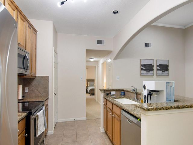 6607 Lake Woodlands 433, The Woodlands, TX 77382