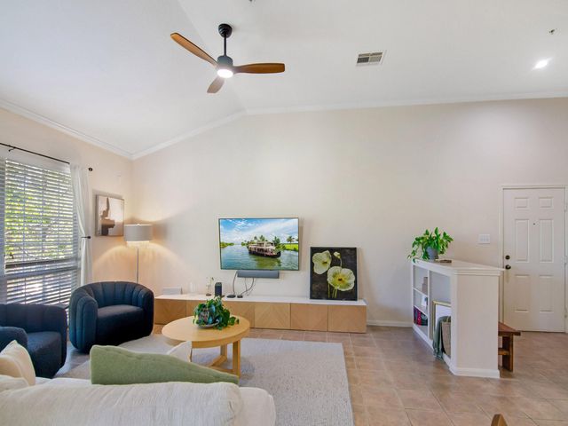 6607 Lake Woodlands 433, The Woodlands, TX 77382
