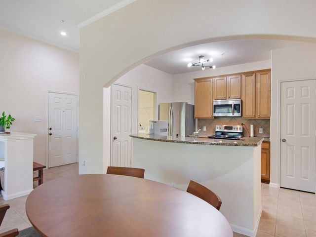 6607 Lake Woodlands 433, The Woodlands, TX 77382
