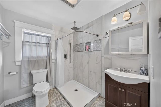 410 E Alvarado, Pomona, CA 91767