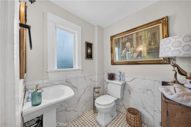 410 E Alvarado, Pomona, CA 91767