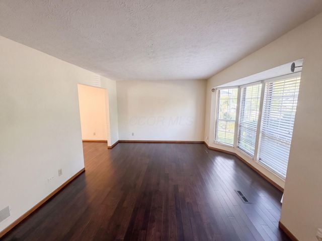 5357 Carina Court, Hilliard, OH 43026