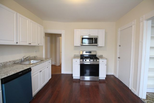 40 Forest St A, Boston, MA 02119