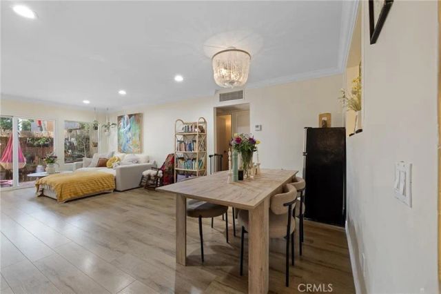 18350 Hatteras 157, Tarzana, CA 91356