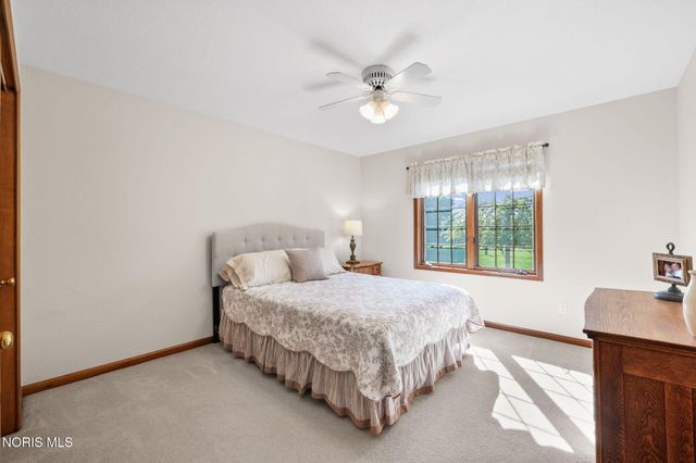 6041 Tournament Drive, Waterville, OH 43566