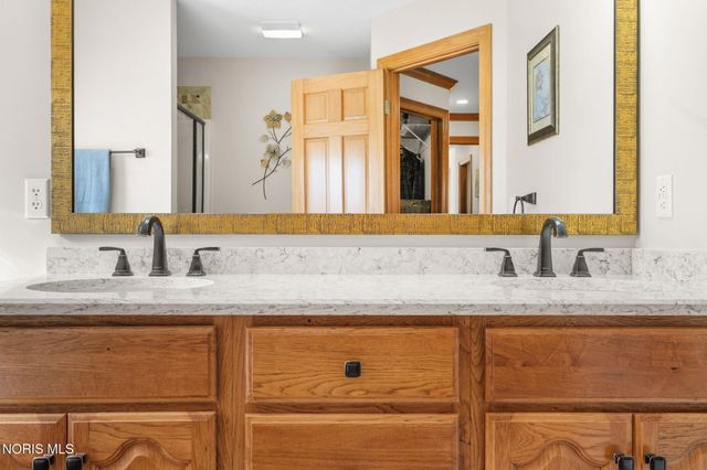 6041 Tournament Drive, Waterville, OH 43566