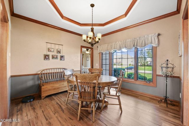 6041 Tournament Drive, Waterville, OH 43566
