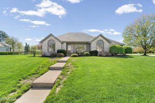 6041 Tournament Drive, Waterville, OH 43566