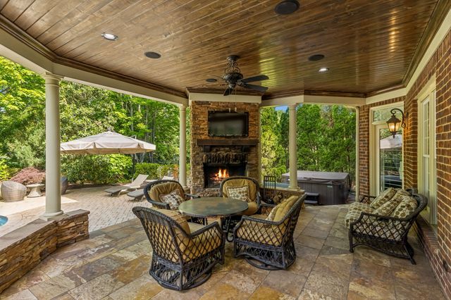1136 Haverhill Dr, Brentwood, TN 37027