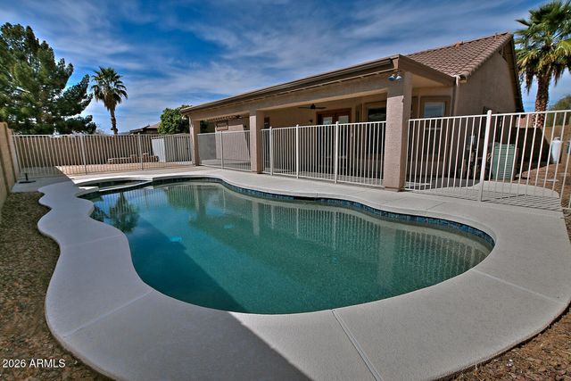 13253 W PARADISE Lane, Surprise, AZ 85374