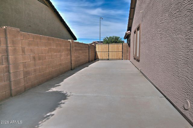 13253 W PARADISE Lane, Surprise, AZ 85374