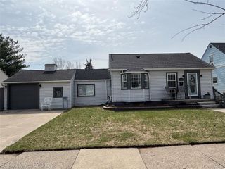 19235 Philomene Boulevard, Allen Park, MI 48101