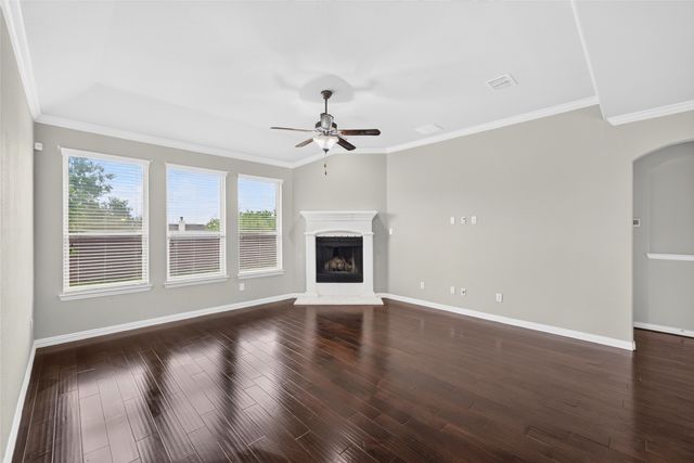 336 Chamberlain Drive, Fate, TX 75189