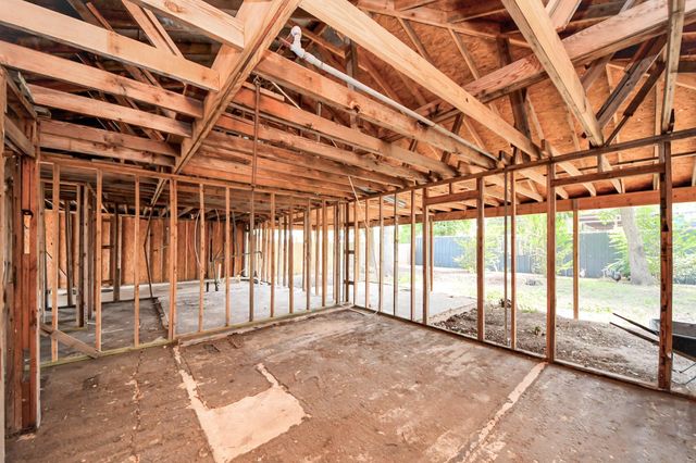 15127 Almeece Street, Houston, TX 77053
