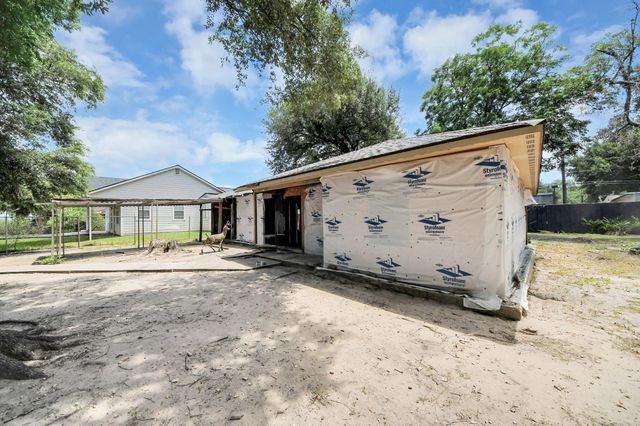 15127 Almeece Street, Houston, TX 77053