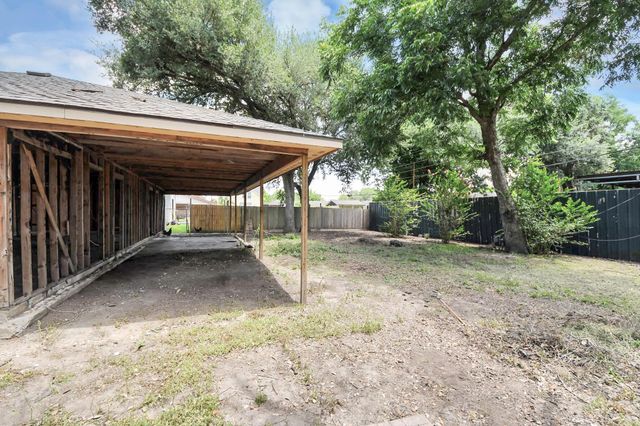 15127 Almeece Street, Houston, TX 77053