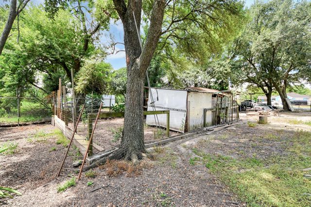 15127 Almeece Street, Houston, TX 77053