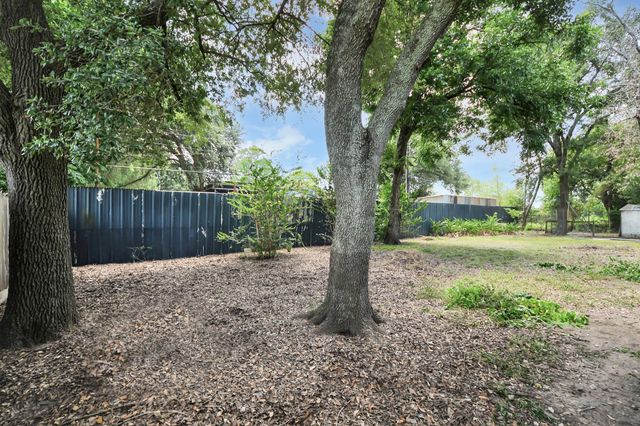 15127 Almeece Street, Houston, TX 77053