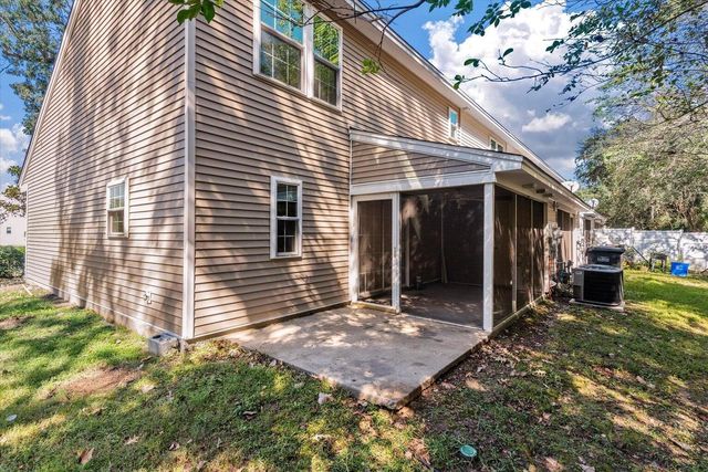 7900 Shadow Oak Drive, North Charleston, SC 29406