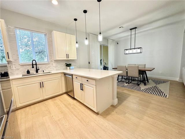 10190 Tin Maple DR # 128, Estero, FL 33928