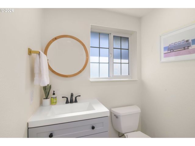 2585 Ne CHALMERS Way, Mc Minnville, OR 97128