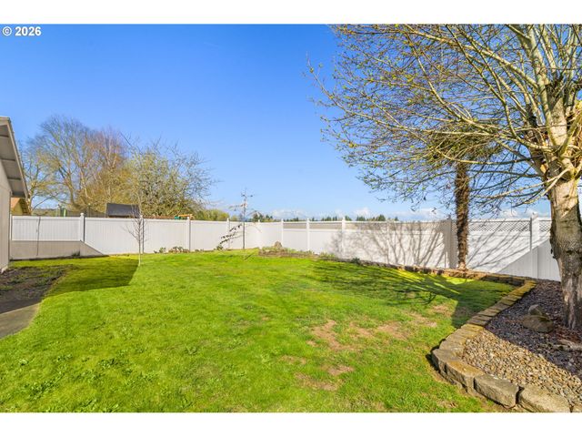 2585 Ne CHALMERS Way, Mc Minnville, OR 97128