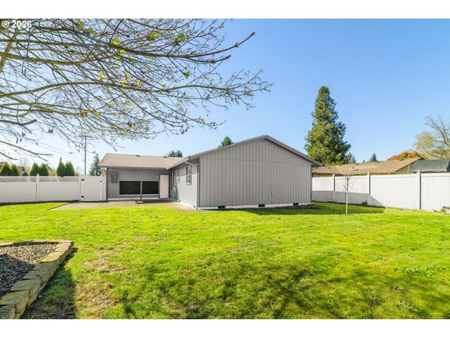 2585 Ne CHALMERS Way, Mc Minnville, OR 97128