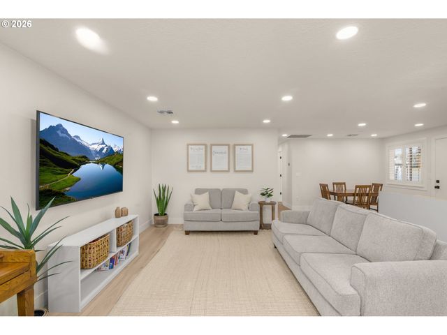 2585 Ne CHALMERS Way, Mc Minnville, OR 97128