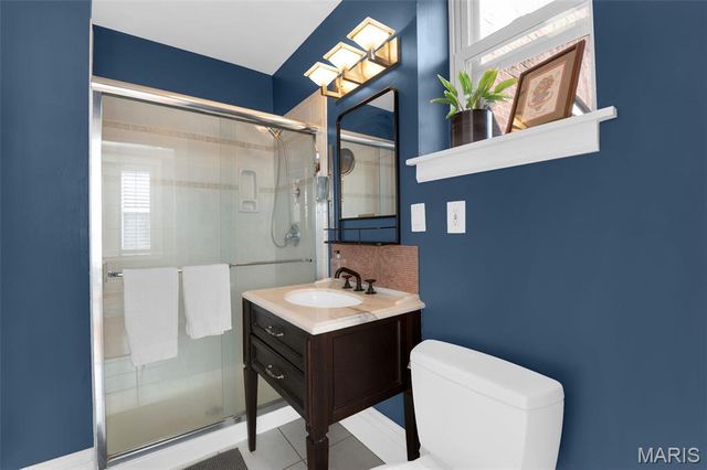 378 N Taylor Avenue 3E, St Louis, MO 63108