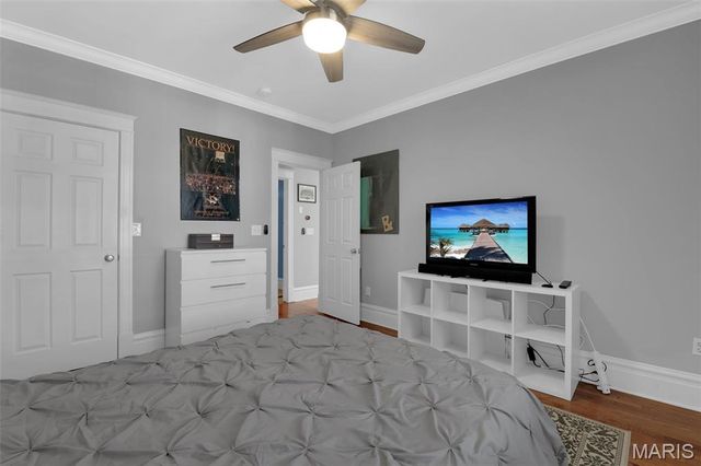 378 N Taylor Avenue 3E, St Louis, MO 63108