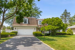 4726 Howard Avenue, Western Springs, IL 60558