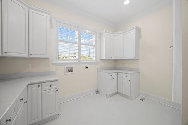 808 N Main St, Mount Pleasant, TN 38474