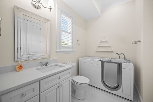 808 N Main St, Mount Pleasant, TN 38474