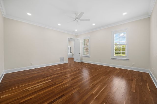 808 N Main St, Mount Pleasant, TN 38474