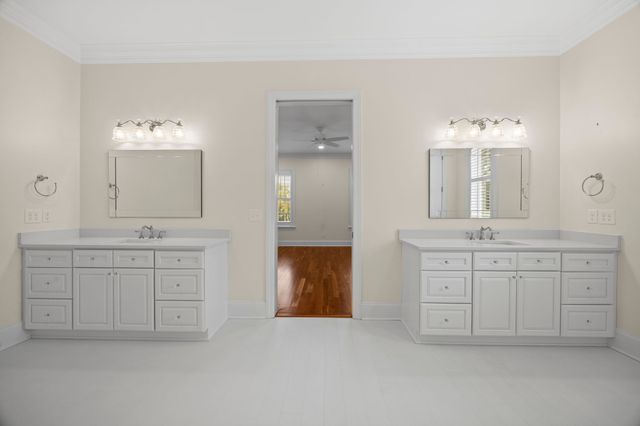 808 N Main St, Mount Pleasant, TN 38474