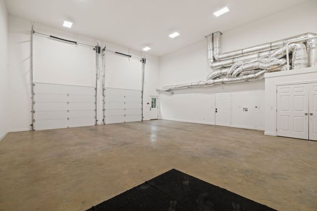 808 N Main St, Mount Pleasant, TN 38474