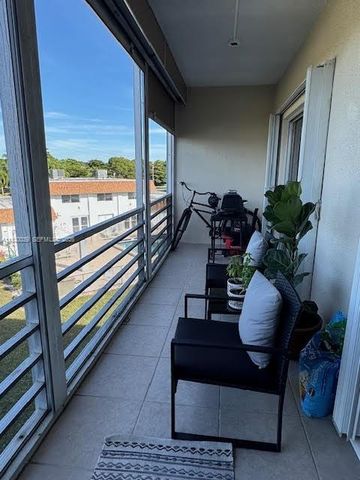 6289 Lear Dr 308, Lake Worth, FL 33462