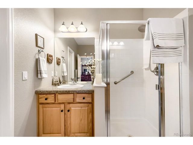 9006 Old Tom Morris Cir, Highlands Ranch, CO 80129