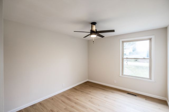 318 Donna Dr, Hendersonville, TN 37075